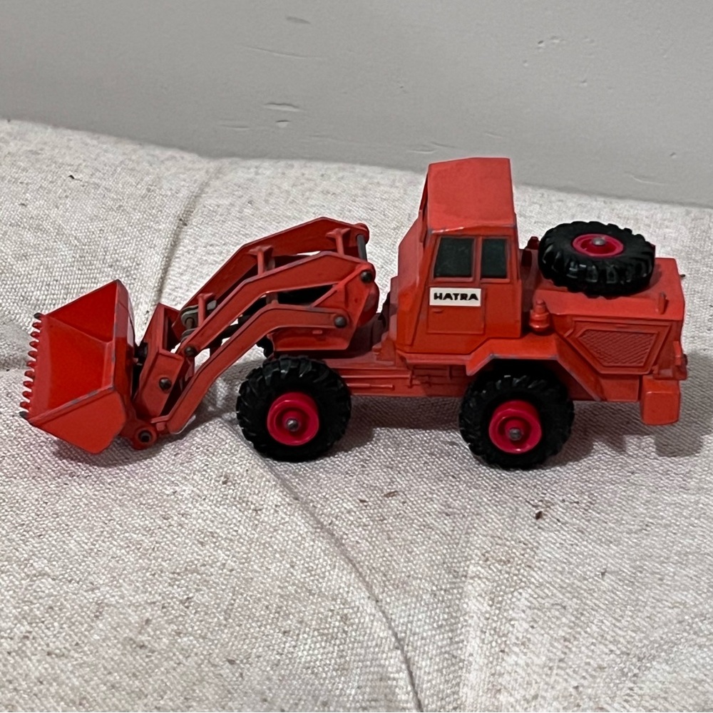 Matchbox Hatra Tractor Shovel, King Size, K-3, by Lesney, England, 1965,…